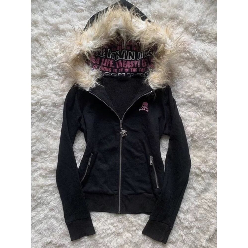 Y2K goth zip-up fur hoodie pink skull graphic alt emo